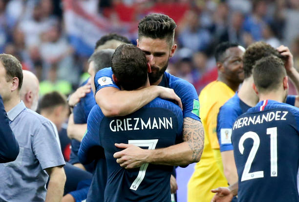 薩姆納更加 薩姆納更加