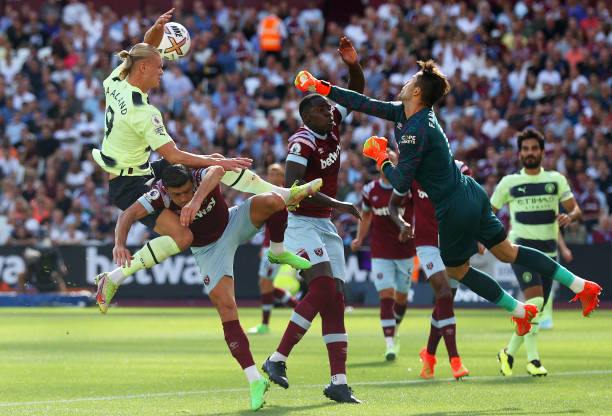 队持续占据 队持续占据